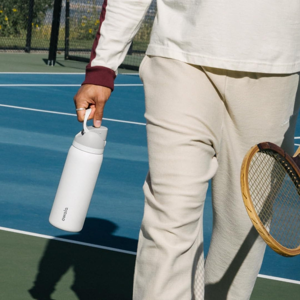 Owala FreeSip Insulated Stainless Steel Water Bottle with Straw, BPA-Free Sports Water Bottle, Great for Travel, 24 Oz, Denim